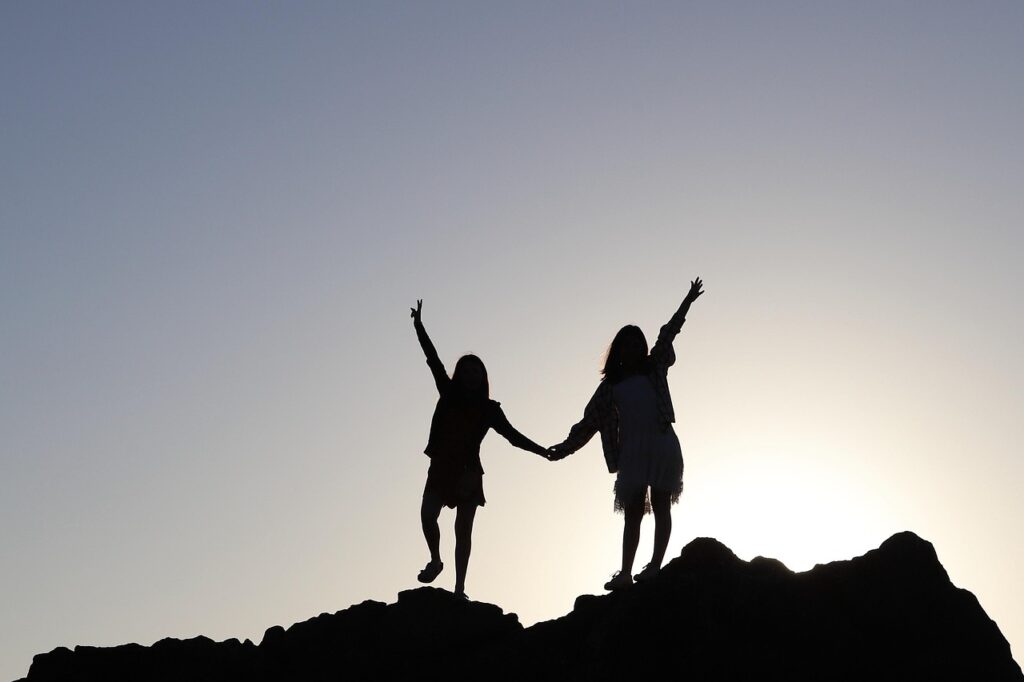 against light, summer, nature, silhouette, children, together, collaboration, people, sunset, sunlight